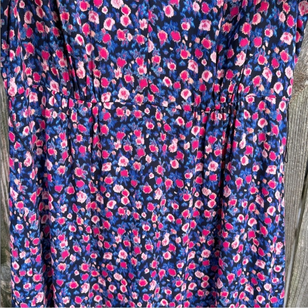 EUC J. Crew Ramea Floral Crepe Dress
Size 6 - Picture 7 of 12